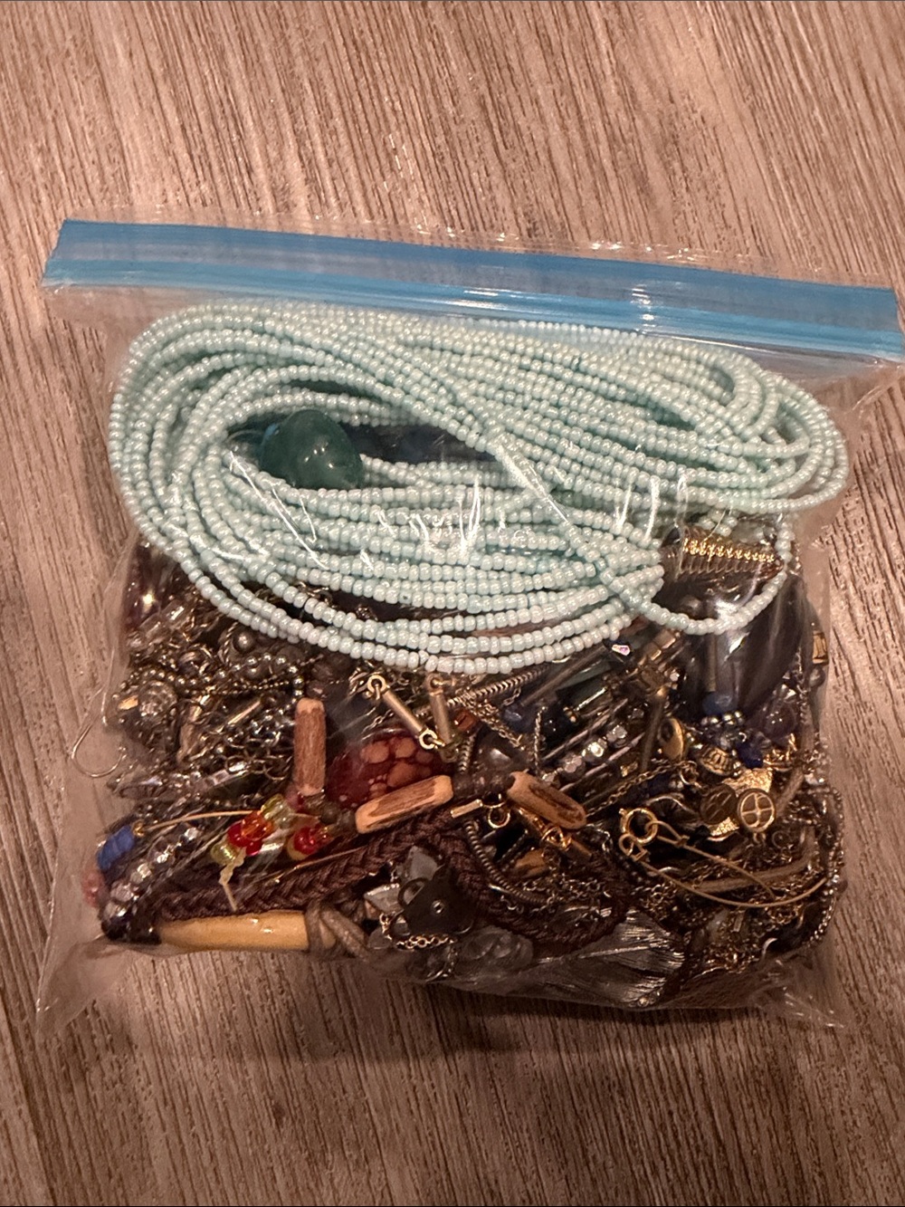 Vintage bag of jewelry in Blue, Green, Teal and Gold - Picture 2 of 2